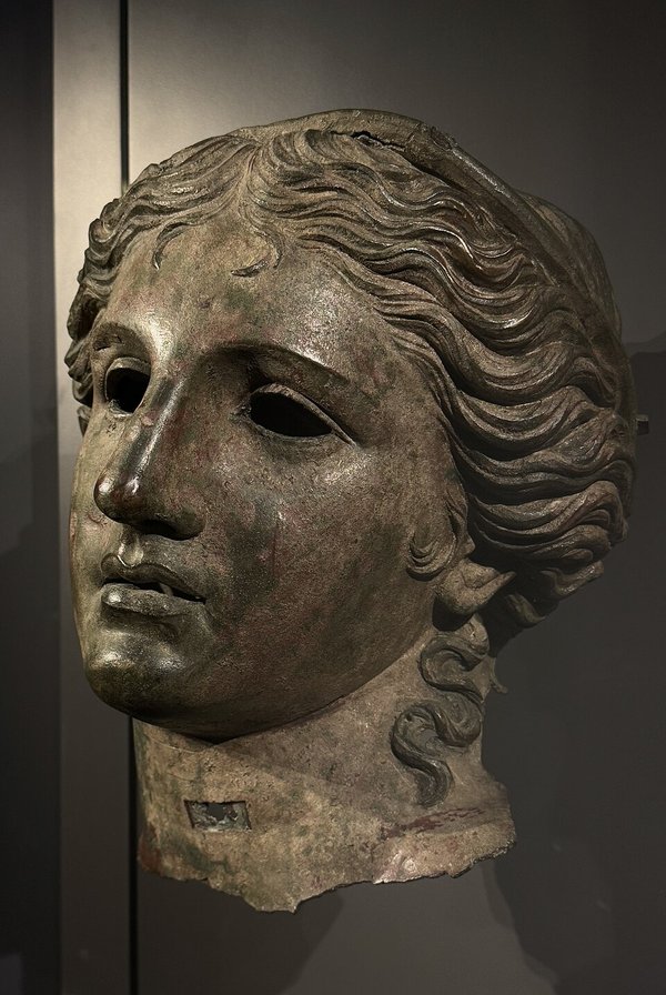 Depiction of Anahit
